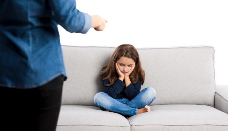 Castigo para filhos desobedientes? Como disciplinar sem traumas
