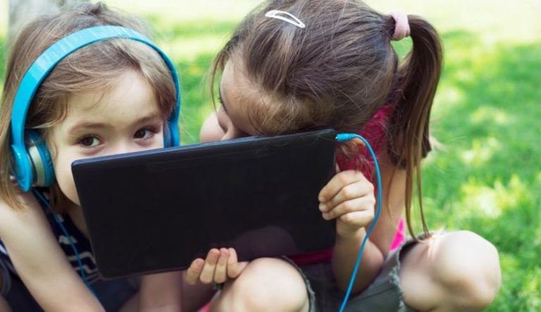 Tablet para crianças: é uma relação saudável? (Recomendações de especialistas)